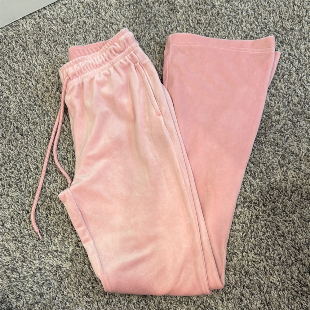 Velvet Set